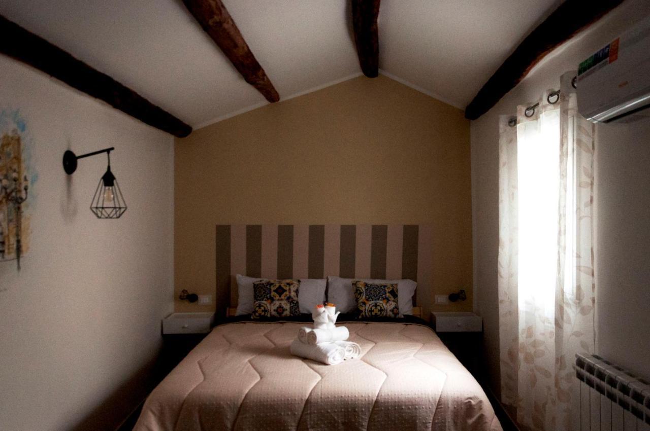 La Piccola Formica Charme Rooms Palermo Dış mekan fotoğraf
